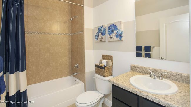 Model home - actual features may vary. | Image 11