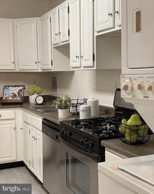 unit-1802n-3701 S George Mason Dr, FALLS CHURCH, VA, 22041-3711 | Card Image