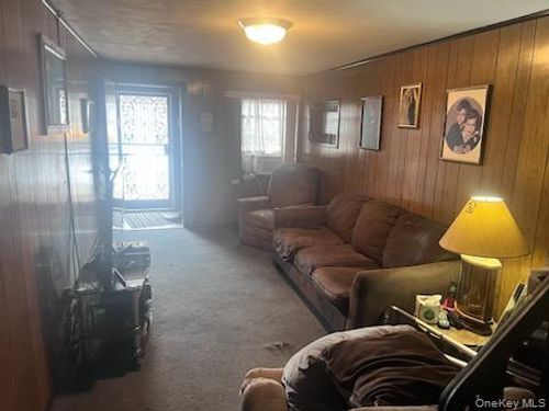 133-34 Centreville St, Ozone Park, NY, 11417-2642 | Card Image