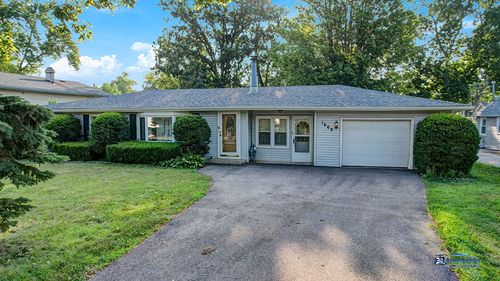 1609 N Lake Shore Dr, Round Lake Beach, IL, 60073-1977 | Card Image