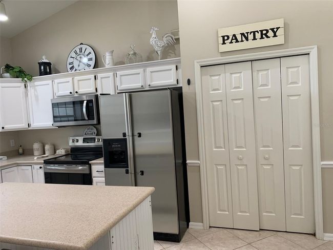7866 Canyon Lake Cir, House other with 4 bedrooms, 3 bathrooms and null parking in ORLANDO FL | Image 5