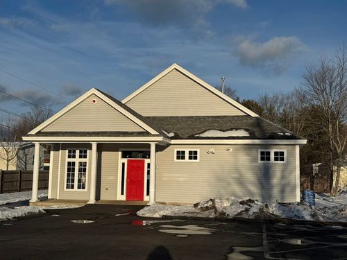 78 Fisherville Rd, Concord, NH, 03303-4143 | Card Image