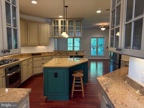 10408 Marbury Rd, OAKTON, VA, 22124-1620 | Card Image