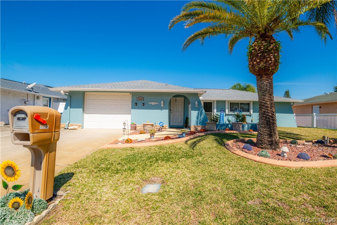 Isle Dr, Port Richey, FL 34668