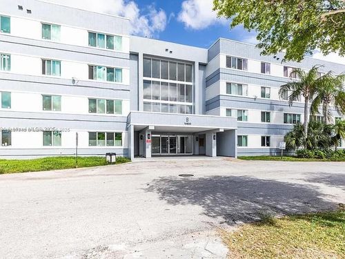 b1b-14850 Naranja Lakes Blvd, Homestead, FL, 33032-8334 | Card Image