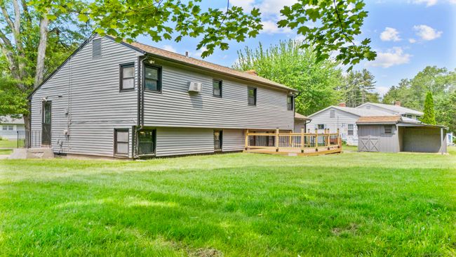 4 Hill Farm Rd, House other with 4 bedrooms, 3 bathrooms and 3 parking in Bloomfield CT | Image 32