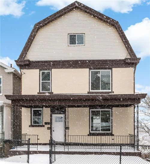 216 Natchez St, Mt Washington, PA, 15211-1908 | Card Image