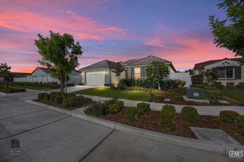 1715 Bixshire Drive, Bakersfield, CA, 93311 | Card Image