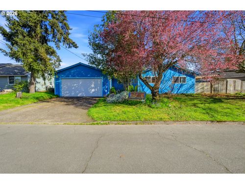 784 Dalke St E, Monmouth, OR, 97361-9743 | Card Image