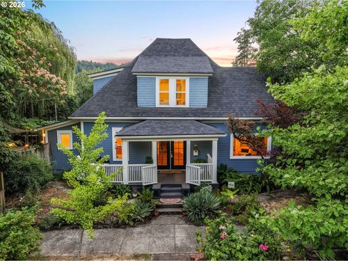 8690 N Willamette Blvd, Portland, OR, 97203-5358 | Card Image