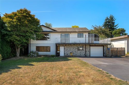 2174 Dalton Rd, Campbell River, BC, V9W1H4 | Card Image