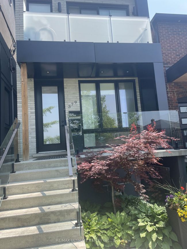 379 Mcroberts Ave, House other with 2 bedrooms, 1 bathrooms and null parking in York ON | Image 13