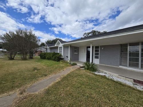 1903 Britton St, Baytown, TX, 77520-6302 | Card Image