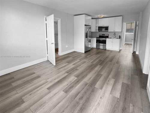 apt-103-6647 Sw 59th Pl, South Miami, FL, 33143-3515 | Card Image