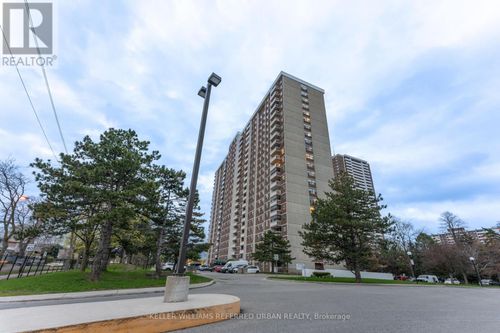 1812-205 Hilda Ave, North York, ON, M2M4B1 | Card Image