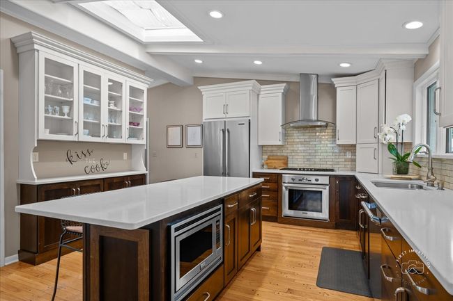 705 Meadows Rd, House other with 4 bedrooms, 4 bathrooms and 2 parking in Geneva IL | Image 5