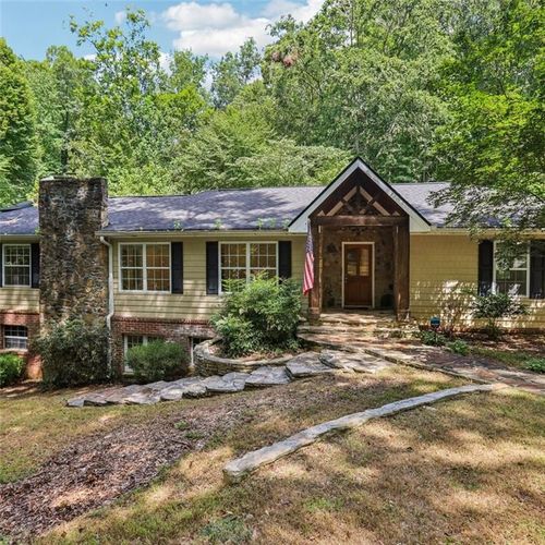 3859 Peachtree Dunwoody Rd Ne, Atlanta, GA, 30342-4325 | Card Image