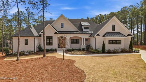 2 Masters Rdg, Southern Pines, NC, 28387-2970 | Card Image