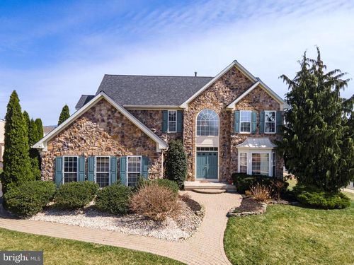 7 Lower Way Rd, EASTON, PA, 18045-8035 | Card Image