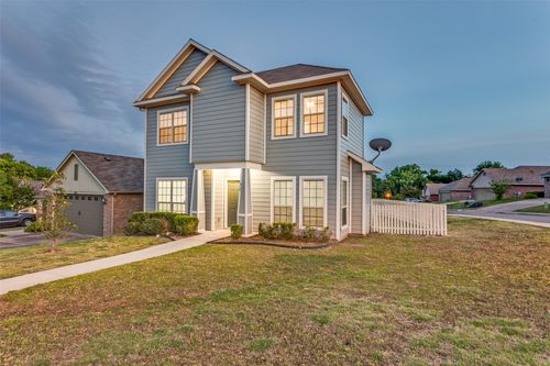 417 W Anderson St, Weatherford, TX, 76086-5372 | Card Image