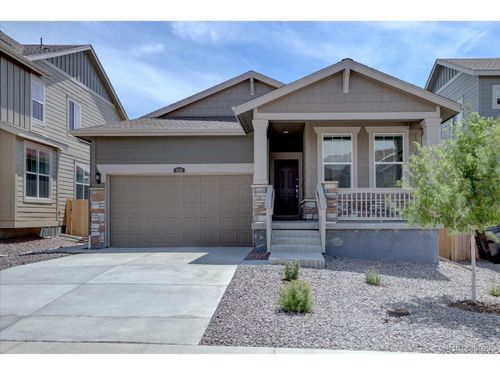 930 Thinleaf Ln, Elizabeth, CO, 80107-8678 | Card Image
