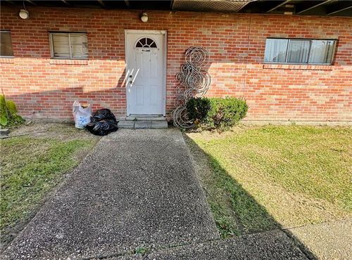 c-108-3838 Pontchartrain Dr, Slidell, LA, 70458-4850 | Card Image