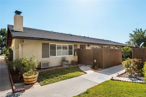 2c-134 S Magnolia Ave, Anaheim, CA, 92804-2120 | Card Image