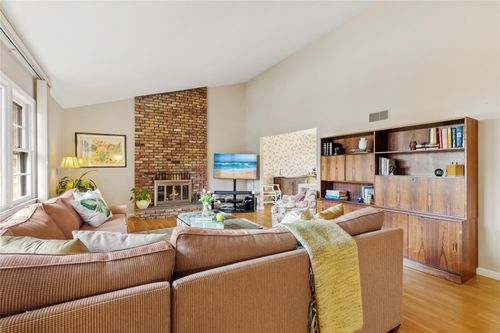 46 Tarryhill Rd, Tarrytown, NY, 10591-6514 | Card Image