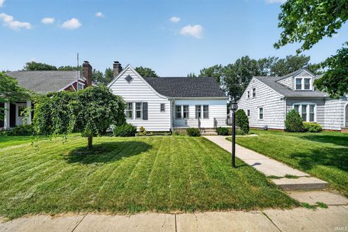 723 W Angela Boulevard, South Bend, IN, 46617 | Card Image