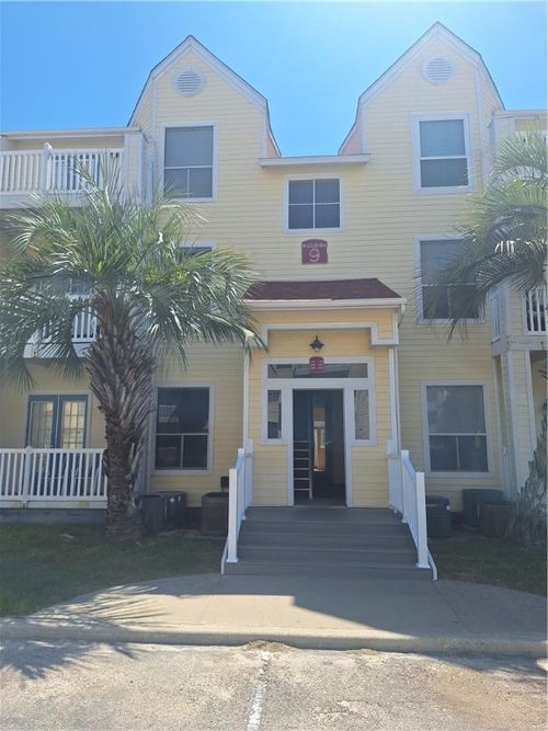 14721 Whitecap Blvd, Corpus Christi, TX, 78418-7712 | Card Image