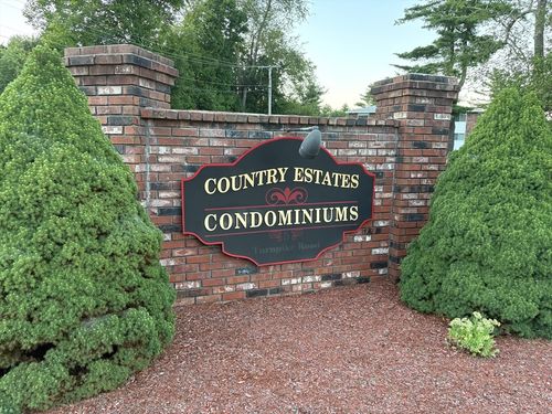 apt-335-5 Turnpike Rd, Townsend, MA, 01469-1098 | Card Image