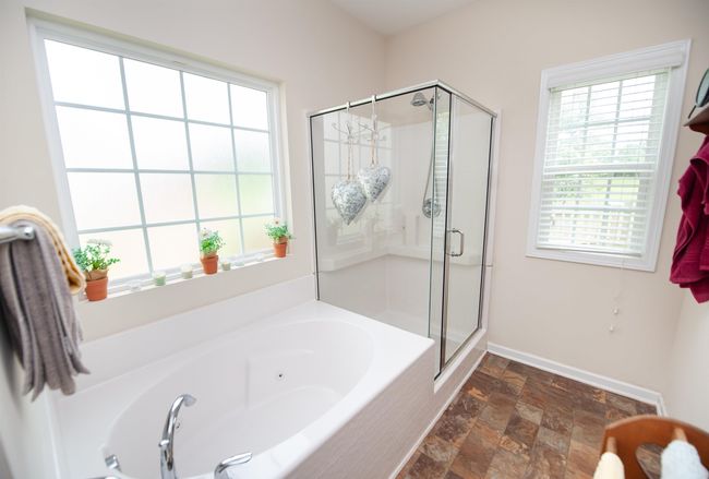 175 Castleton Cir, House other with 4 bedrooms, 2 bathrooms and null parking in Boiling Springs SC | Image 17