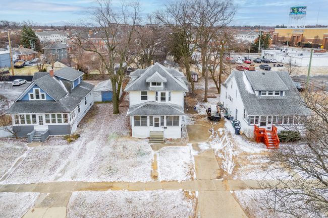 207 W Parent Ave, House other with 4 bedrooms, 2 bathrooms and null parking in Royal Oak MI | Image 4