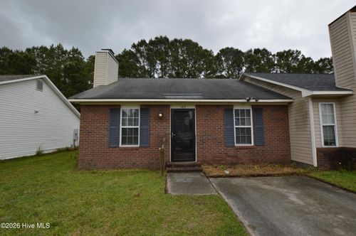 109 Live Oak Ct, Midway Park, NC, 28544-1664 | Card Image