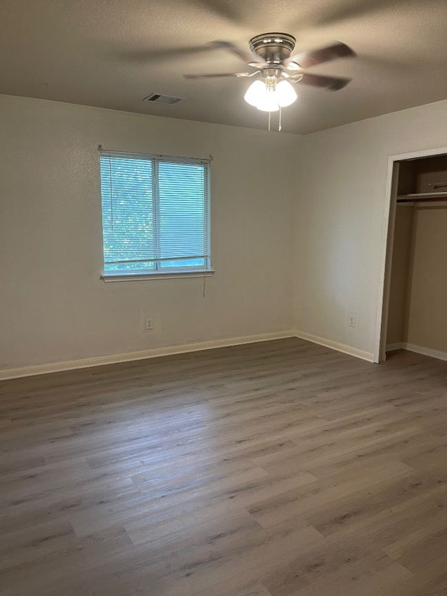 1427 Newbury St, House other with 4 bedrooms, 3 bathrooms and 4 parking in Georgetown TX | Image 12