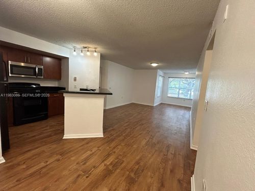 apt-315-12980 Vista Isles Dr, Plantation, FL, 33325-1342 | Card Image