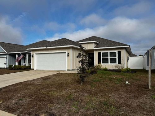 157 Blooming Cv, Crestview, FL, 32539-7425 | Card Image
