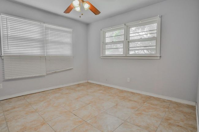 1210 Xenia St, House other with 3 bedrooms, 2 bathrooms and null parking in Plainview TX | Image 22