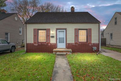 22167 Rausch Avenue, Home with 3 bedrooms, 1 bathrooms and null parking in Eastpointe MI | Image 1