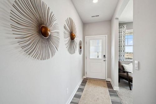 17033 Draper Way, Lakeville, MN, 55044-5701 | Card Image