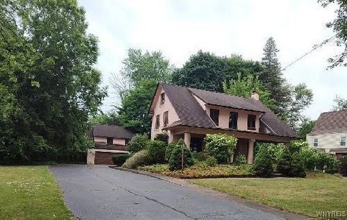 544 Willow St, Lockport, NY, 14094-5605 | Card Image