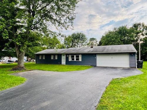 46 3rd Ave Sw, Etna, OH, 43062-9440 | Card Image