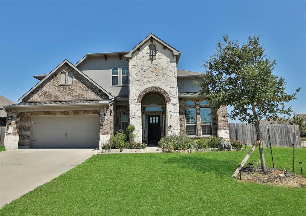 Clearwater Dr, League City, TX 77573