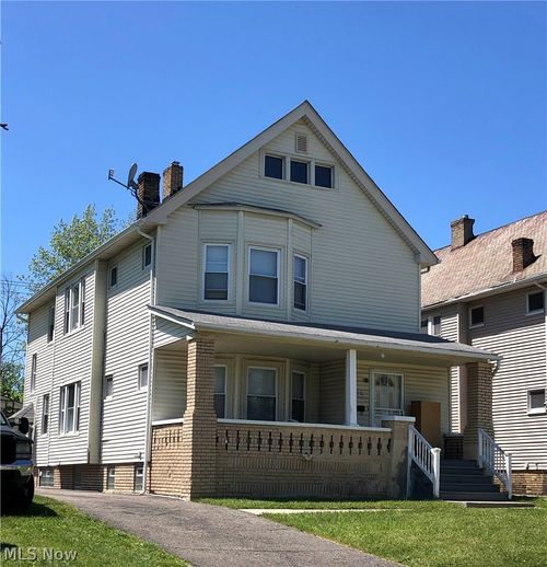 3280 E 134th St, Cleveland, OH, 44120-3903 | Card Image
