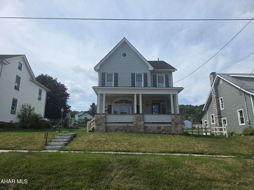 721 W 2nd St, Williamsburg, PA, 16693-1214 | Card Image