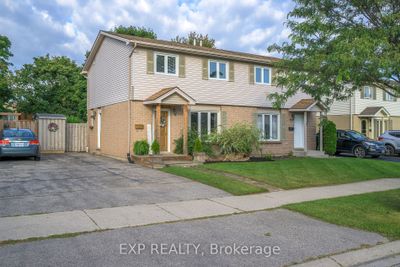 415 Edenridge Dr, Home with 3 bedrooms, 2 bathrooms and 2 parking in London ON | Image 3