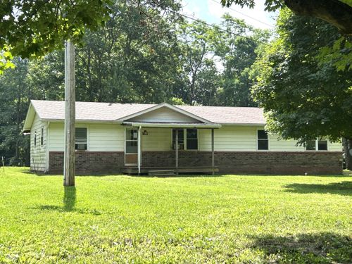 9060 County Road 740, Butlerville, IN, 47223-9423 | Card Image