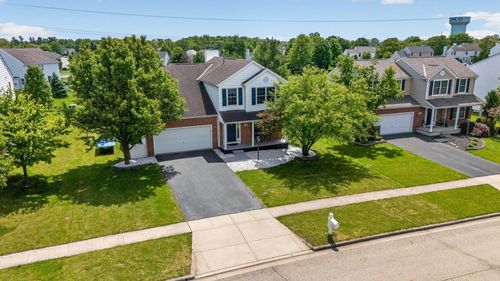 1658 Geranium Dr, Lewis Center, OH, 43035-7179 | Card Image