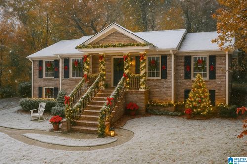 1380 Starcross Dr, VESTAVIA HILLS, AL, 35216-2422 | Card Image