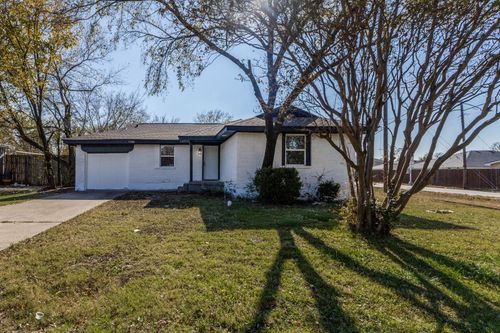12900 Quail Dr, Balch Springs, TX, 75180-2314 | Card Image